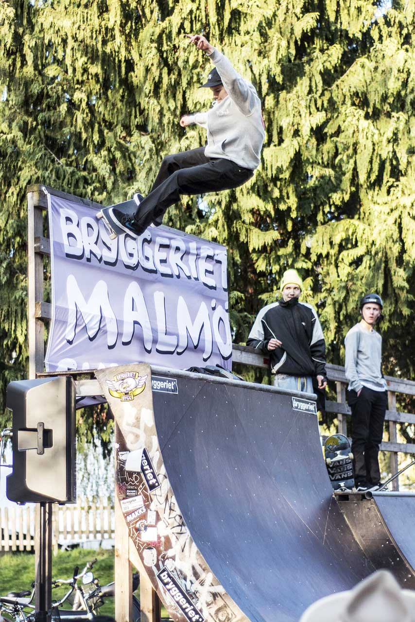 Oskar Rozenberg Hallberg / ollie to fs smith / foto Ramin