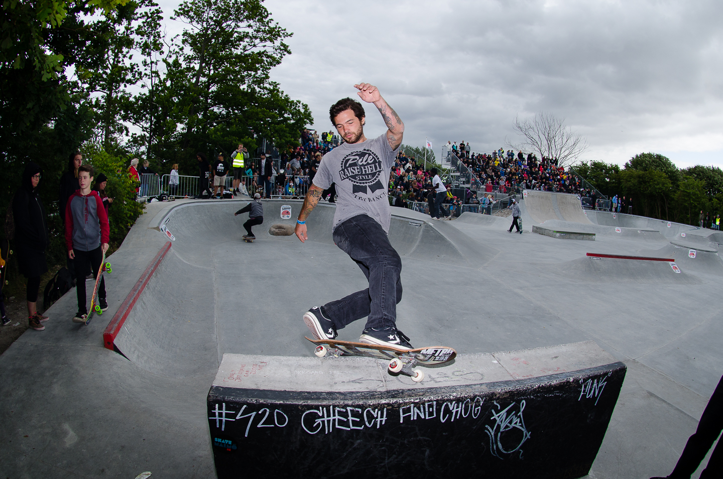 Frank Faria / Photo Eken