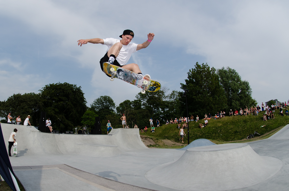 Simon Karlsson / Frontside ollie / Foto EKEN